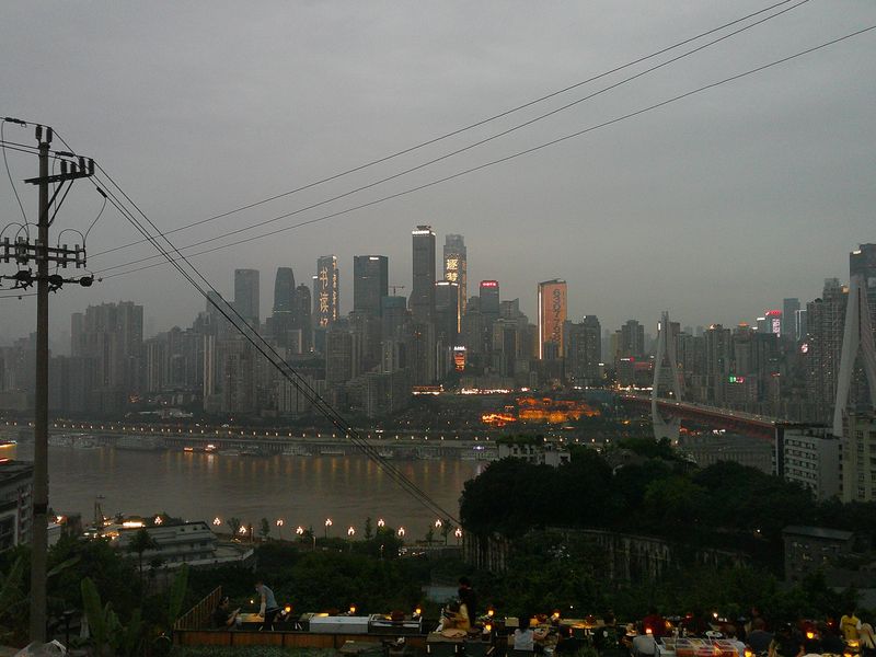 a hazy city skyline at dusk